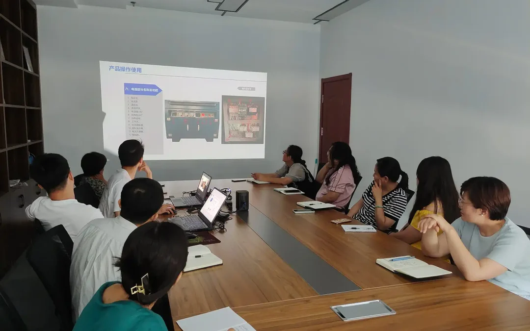 Día de capacitación sobre productos del grupo decente de Qingdao