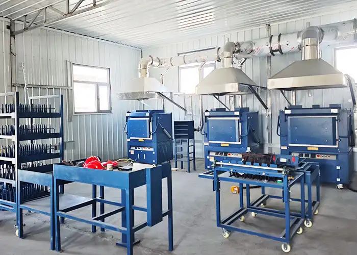 Descubre cómo Qingdao Decent Group implementó un lab de fire assay en la meseta frígida de Qinghai, superando retos de entorno extremo, construcción desde cero y operación cero para entregar un laboratorio funcional y profesional.
